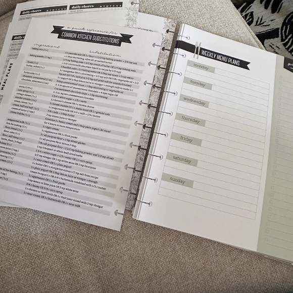 HAPPY PLANNER Bundle - Homebody Big Sticker book and Planner Paper - Partial - Picture 12 of 16